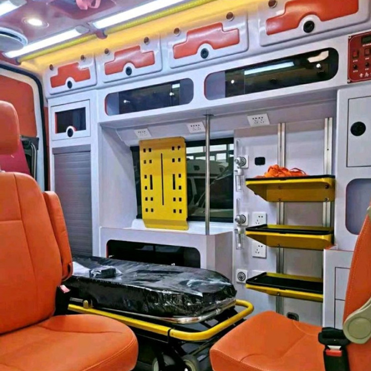三沙长途救护车护送病人租赁价格