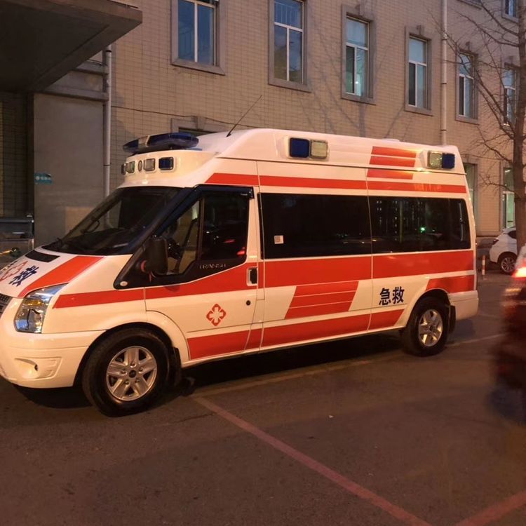 三沙夜间租赁救护车护送病人转院：安全转运的 8 大核心注意事项